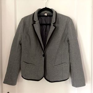 Comfy Gray blazer with black trim and stretchy outer layer -size large